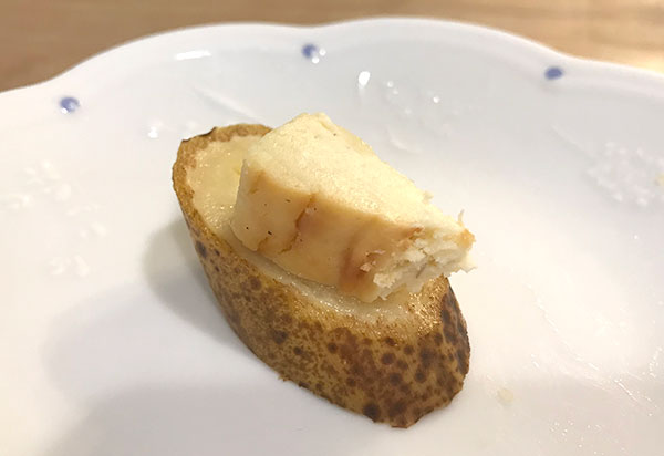 神バナナに神様のアイスベイクドバナナチーズケーキを乗せてみた！